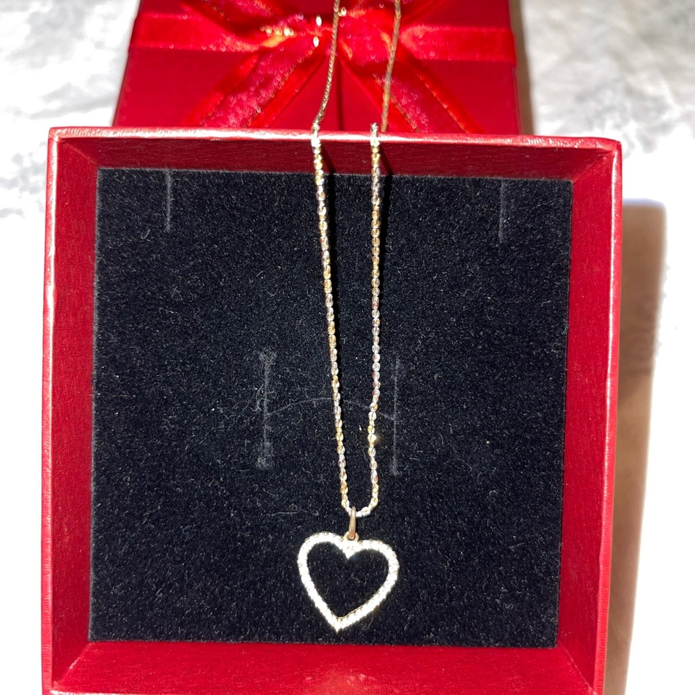 14kSolid gold two-tone necklace with 14k heart pendant